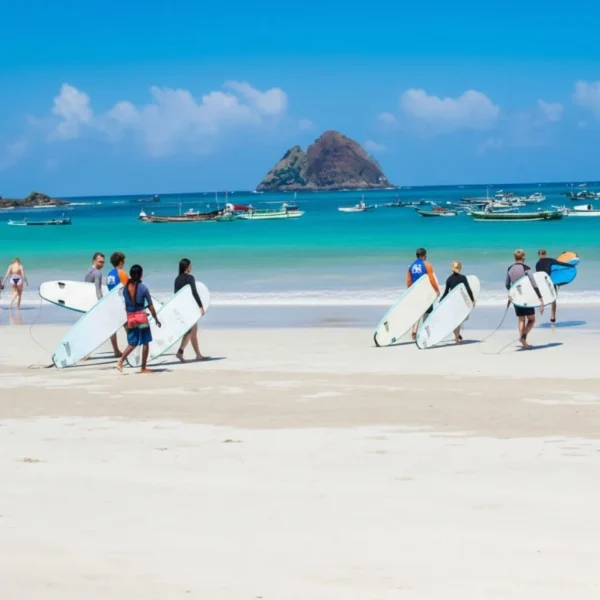 Surf, Snap & Inspire: Capture Lombok’s Prime Waves and Stories